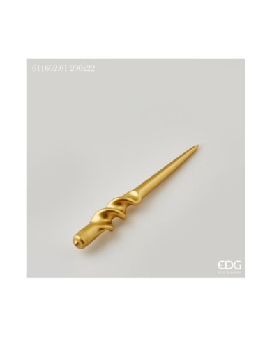 Candela "twist". cera. 290x22. col. oro. durata: 7 ore.