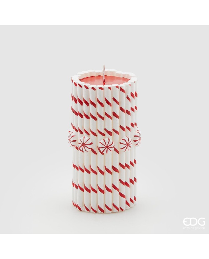 Candela "candy cane". cera. h. 15.5 diam. 7.5 col. rosso/bianco.