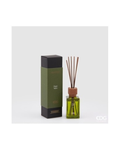 Profumatore bottiglia con tappo in legno. 120 ml. bastoncini inclusi. essenza: pepe nero-