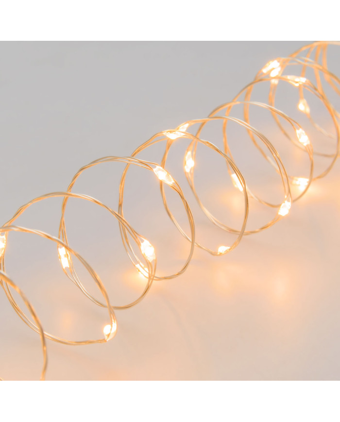 Catena 400 microled su cavo in metallo facilmente modellabile, bobina 4+20 m, col. bianco caldo, int/est Catena 400 microled su cavo in metallo facilmente modellabile, bobina 4+20 m, col. bianco caldo, int/est