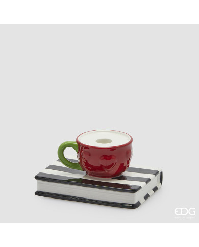 Portacandela tazza-libro, h. 10 cm, l. 17 cm, col. bianco/nero/rosso, ceramica - edg Portacandela tazza-libro, h. 10 cm, l. 17 cm, col. bianco/nero/rosso, ceramica - edg