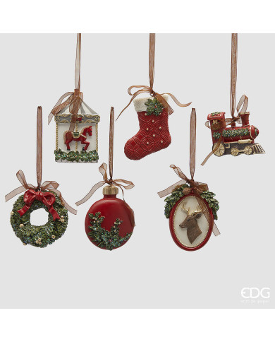 Addobbi xmas, plastica, 6 modelli ass., h. 10 cm col. verde rosso (il prezzo fa rif. al singolo soggetto) Addobbi xmas, plastica, 6 modelli ass., h. 10 cm col. verde rosso (il prezzo fa rif. al singolo soggetto)